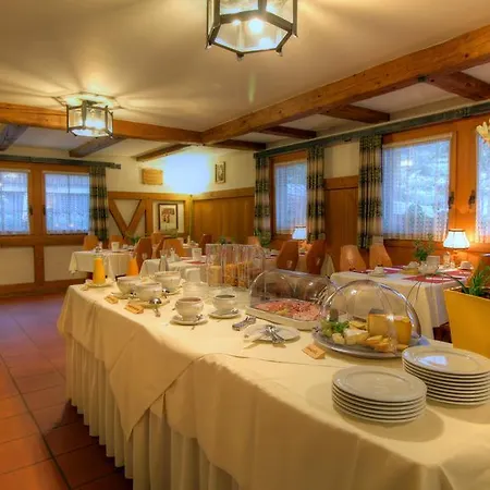Hotel Alpina Santa Maria Val Muestair